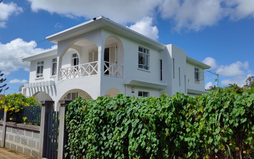 For sale big two storey house of 4000 sqft at Saint Jean, Quatre Bornes.