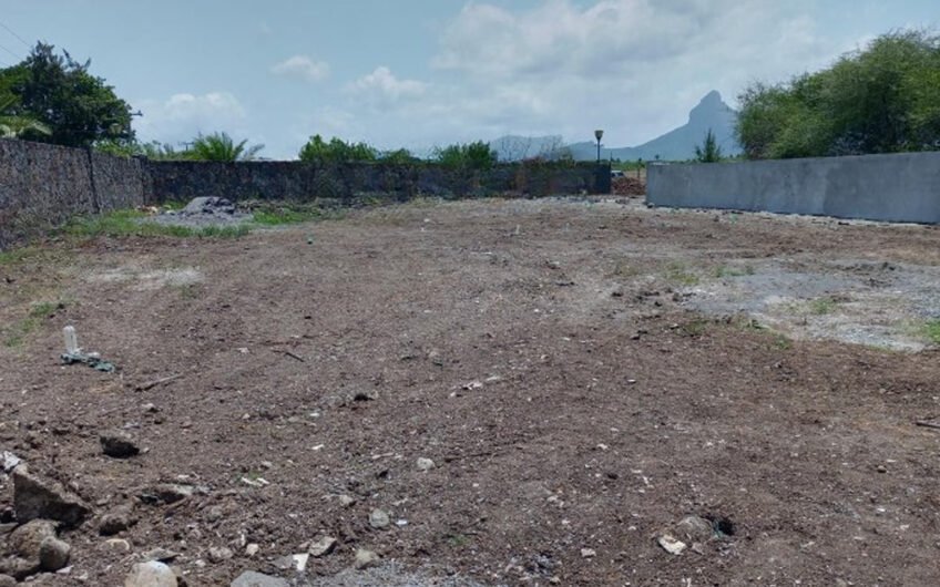 Exclusive Residential Land in Gated Community – Morcellement Mont Calme, Tamarin !