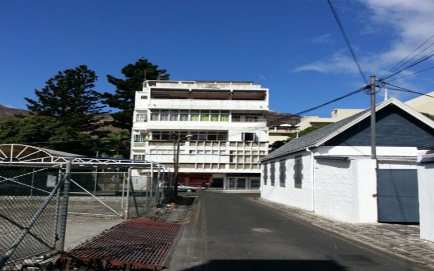 For sale commercial/residential building at Rue St Georges, Port Louis.