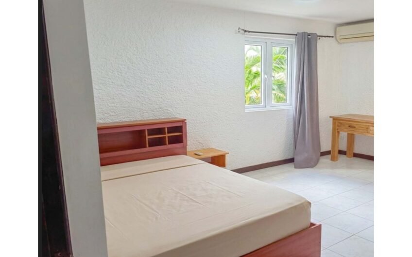 For sale beautiful beachfront villa of 4 bedrooms at Baie du Tombeau
